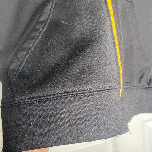 Stadium Athletics University of Iowa Hawkeyes Full Zip Up Hoodie Size XL - Picture 11 of 11